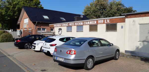 Sportanlage Karolingerstraße - Niederzier-Huchem-Stammeln