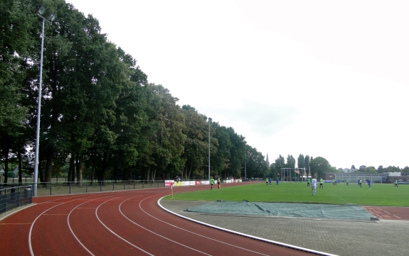 Stadion der Jahn-Sportanlage - Tönisvorst-St. Tönis