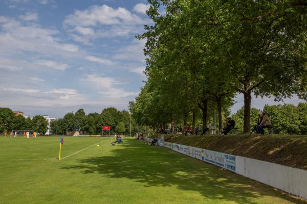 Sportanlage Karl-May-Straße - Erlangen-Frauenaurach