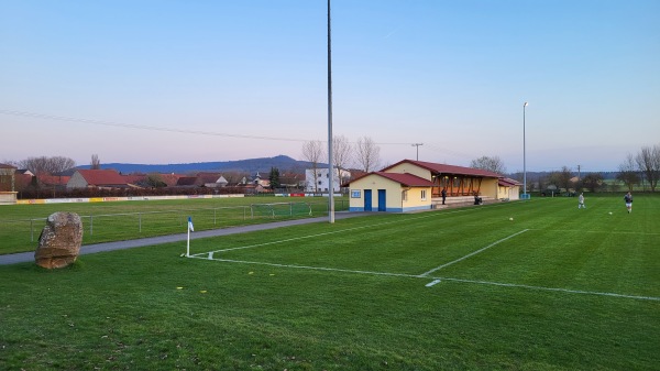 Falkenberg-Arena Nebenplatz - Donnersdorf