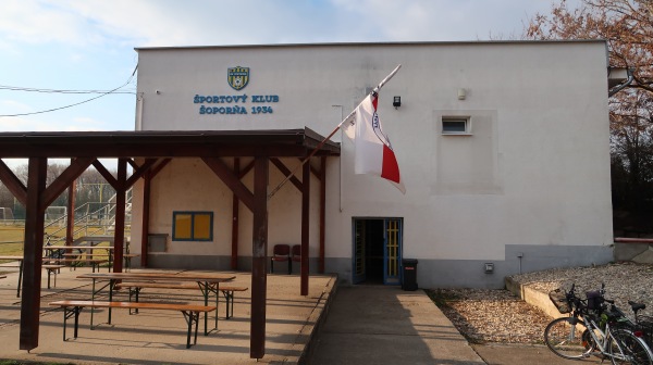 Športový areál ŠK Šoporňa ihisko 2 - Šoporňa