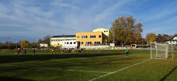 Sportplatz Kreuzstetten - Niederkreuzstetten