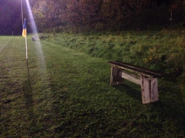Lundbarg-Stadion B-Platz - Fahrdorf