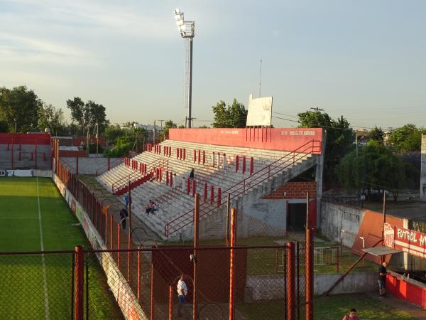 Estadio Pablo Comelli - Remedios de Escalada, BA