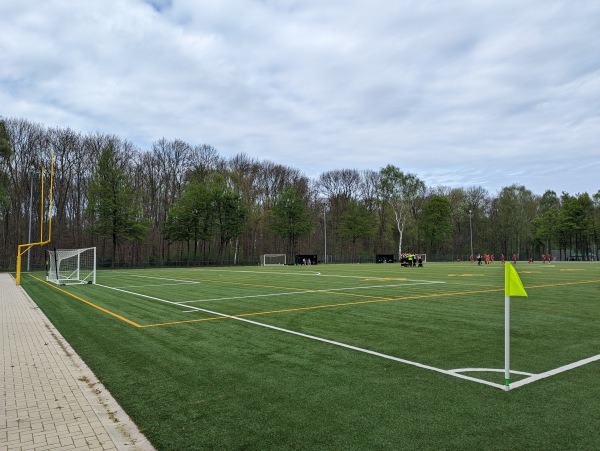 Bezirkssportanlage Bocklemünd Kunstrasen 2 - Köln-Bocklemünd