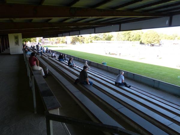 Südstadion im Sportzentrum Am Hegelsberg - Griesheim