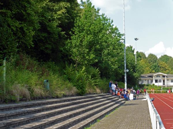 Augst-Stadion - Neuhäusel