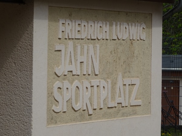 Jahnsportplatz - Seifhennersdorf