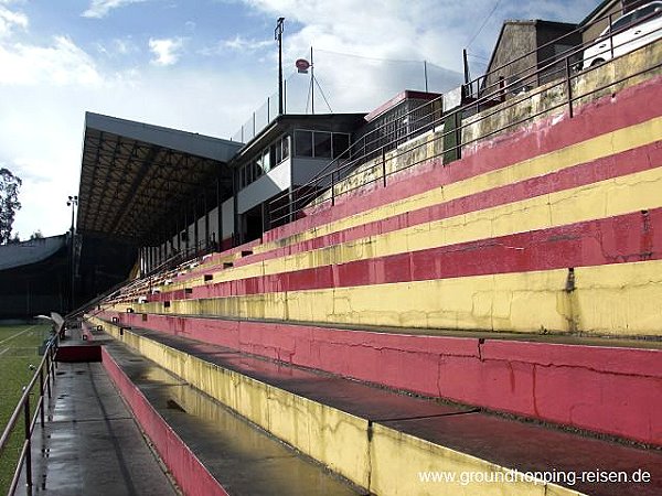 Estádio 1º de Dezembro - Foz do Sousa