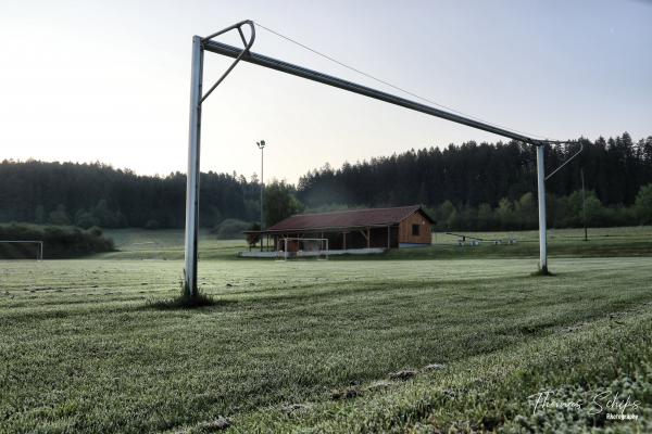 Sportplatz Schafhof - Zimmern unter der Burg