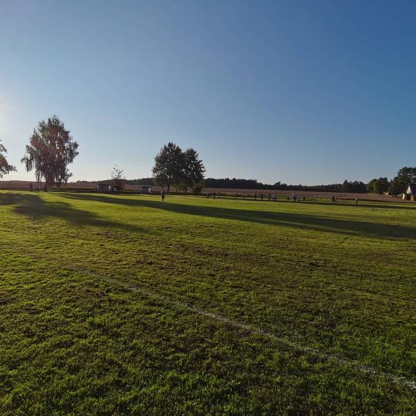 Sportplatz Plothen - Plothen