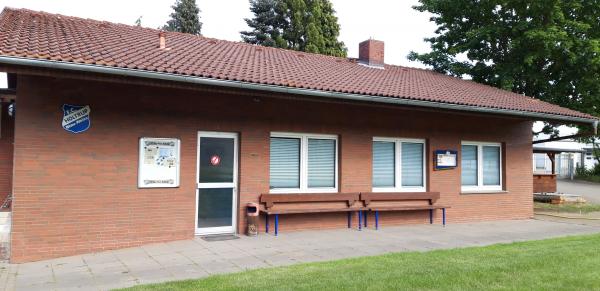 Sportplatz Burgstätte - Porta Westfalica-Holtrup