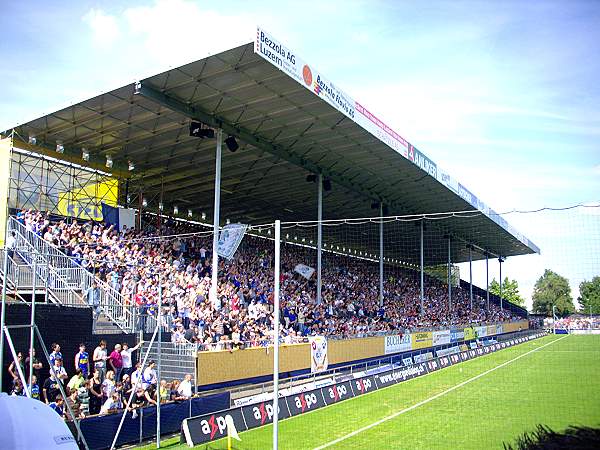 Alter Zustand (mit Zusatztribünen)