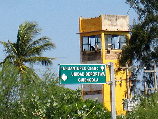 Unidad Deportiva Guiengola - Tehuantepec (Oaxaca)