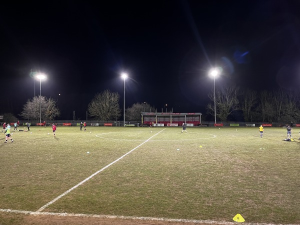 Caerau Ely City Ground - Caerdydd (Cardiff), CF