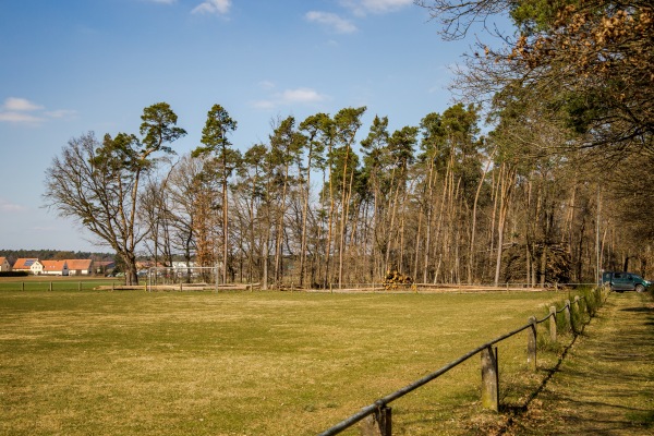 Sportanlage Großweismannsdorf Platz 2 - Roßtal-Großweismannsdorf