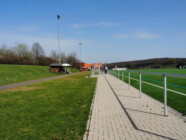 Sportpark Hülschenbrauck - Menden/Sauerland-Platte Heide