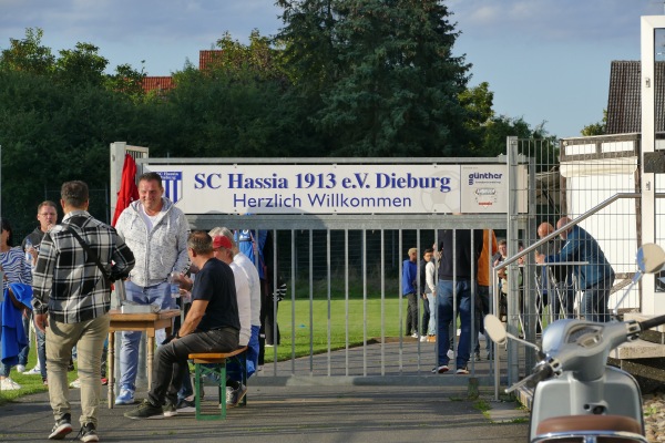 Stadion am Wolfgangshäuschen Nebenplatz 1 - Dieburg