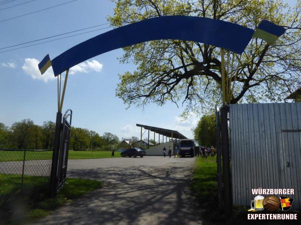 Tsentralnyi stadion - Velyki Hai