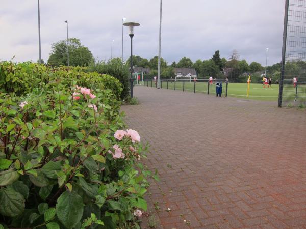 Postsportanlage Platz 2 - Düsseldorf-Flingern