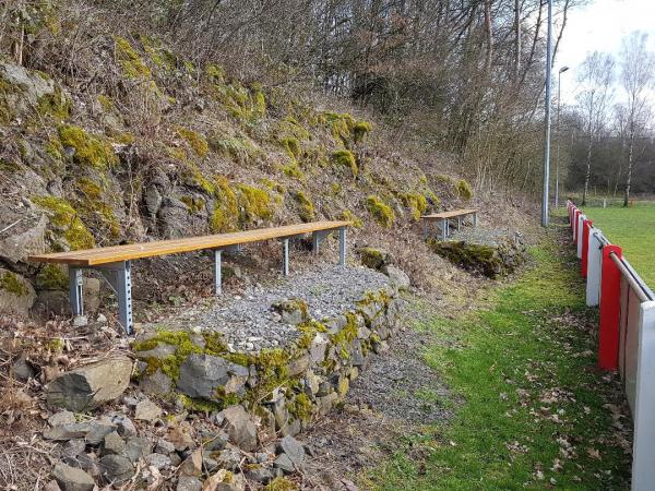 Sportplatz an der Autobahn - Grünberg/Hessen-Lumda