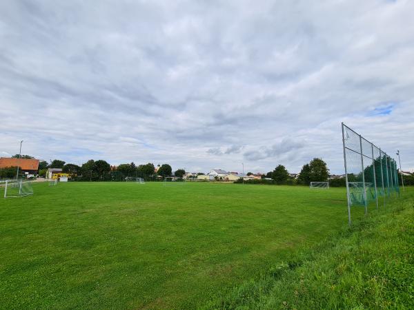 Sportzentrum Hofstetten Platz 2 - Hitzhofen-Hofstetten