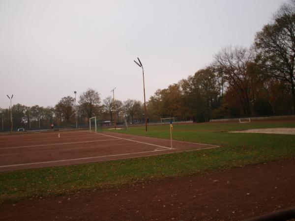 Kampfbahn Klingerhuf Nebenplatz - Neukirchen-Vluyn