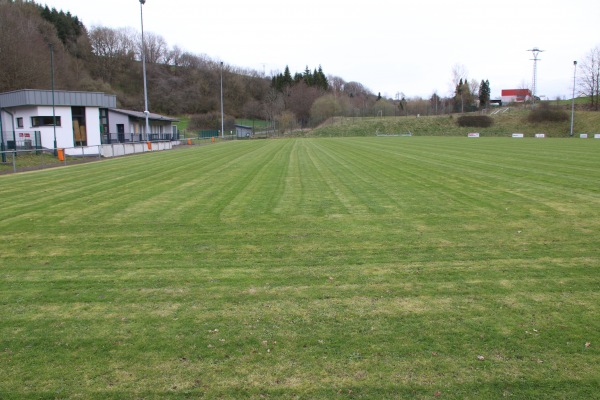 Sportplatz Mühlenweg - Dreis-Brück