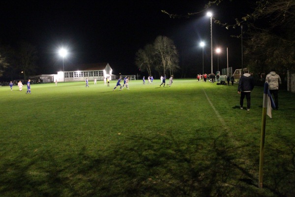Sportplatz Ovenstädt - Petershagen/Weser-Ovenstädt