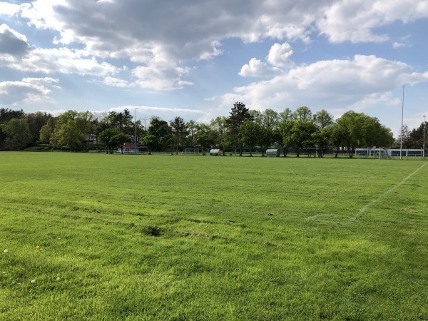 Gustav-Schickedanz-Stadion Nebenplatz 2 - Fürth/Mittelfranken-Oberfürberg