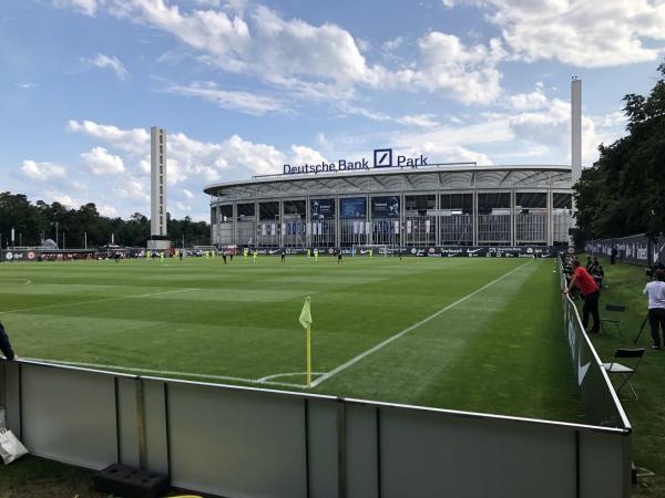 Deutsche Bank Park Platz 4 - Frankfurt/Main-Niederrad