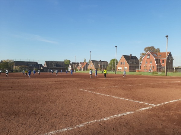 Sportplatz Arp-Schnitger-Stieg - Hamburg-Neuenfelde