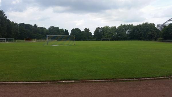 Lufthansa-Sportplatz - Hamburg-Groß Borstel