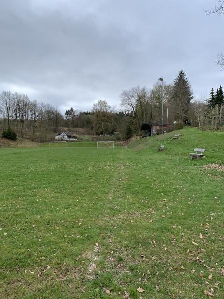 Sportplatz Am Försterbrink - Dassel-Hilwartshausen