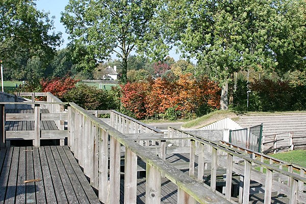 Die Holzelemente sind mittlerweile abgerissen.