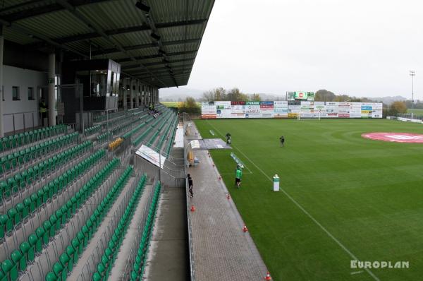 Häcker Wiehenstadion - Rödinghausen-Schwenningdorf