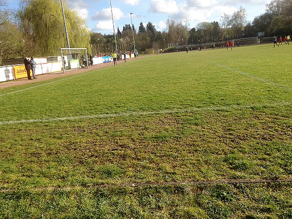 Sportplatz an der Schule - Saarbrücken-Klarenthal