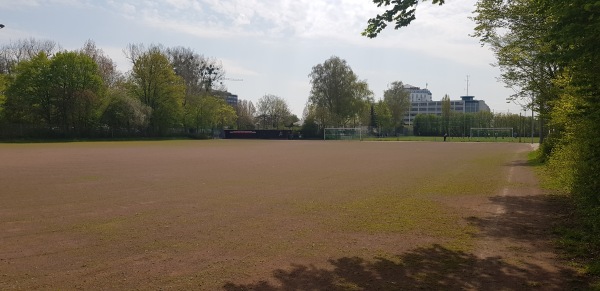Sportanlage an der Kanalbrücke D-Platz - Hannover-Vahrenheide