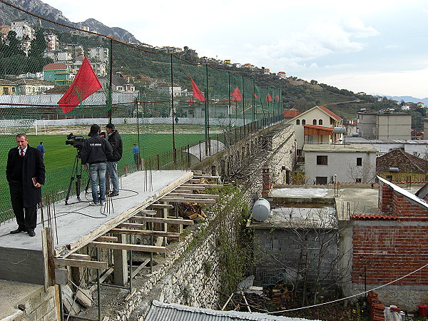 Stadiumi Kastrioti - Krujë