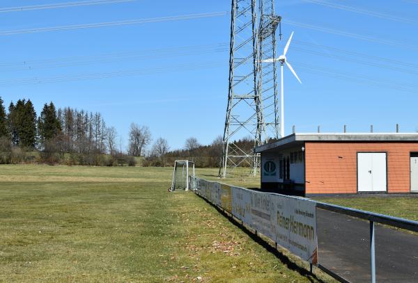 Sportplatz Am Senneberg - Nisterau-Pfuhl