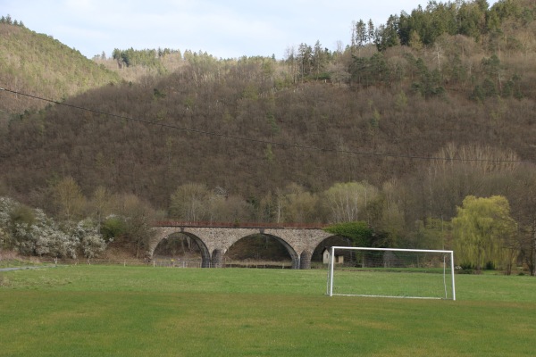 Sportplatz Dümpelfeld - Dümpelfeld