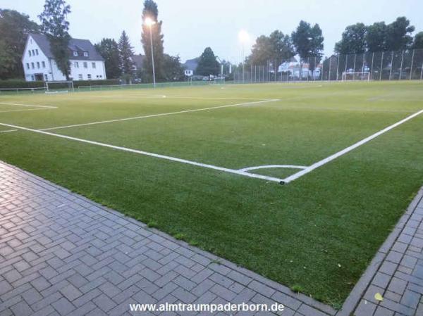 Dreizehnlindenstadion Nebenplatz 2 - Paderborn-Elsen