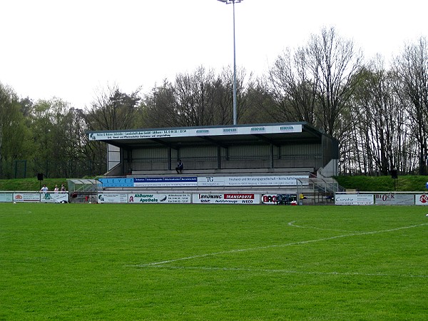 Hans-Jürgen-Beil-Stadion - Großenkneten-Ahlhorn