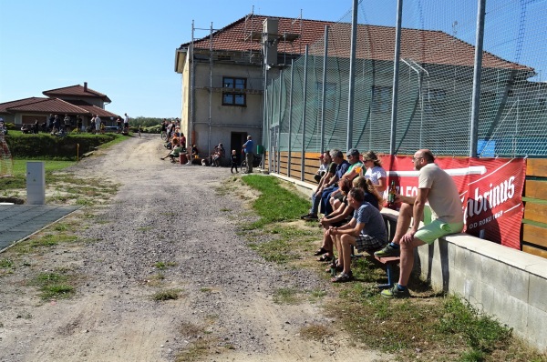 Fotbalove hřiště Skalice - Skalice