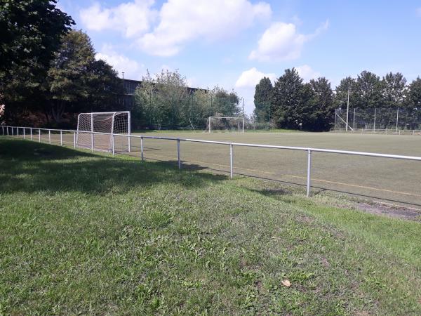 Stadion Aschersleben Nebenplatz  - Aschersleben 