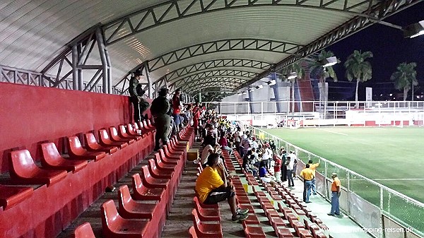 Estadio Luis Ernesto Cascarita Tapia - Ciudad de Panamá