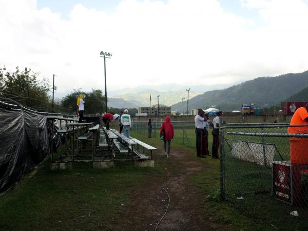 UWI Bowl - Kingston