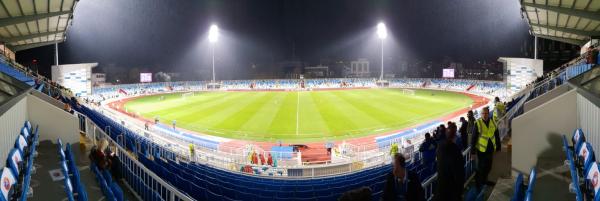 Stadiumi Fadil Vokrri - Prishtinë (Pristina)