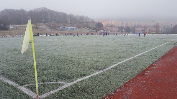 Školní hřiště pro ZŠ Krušnohorská a ZŠ Studentská - Jirkov