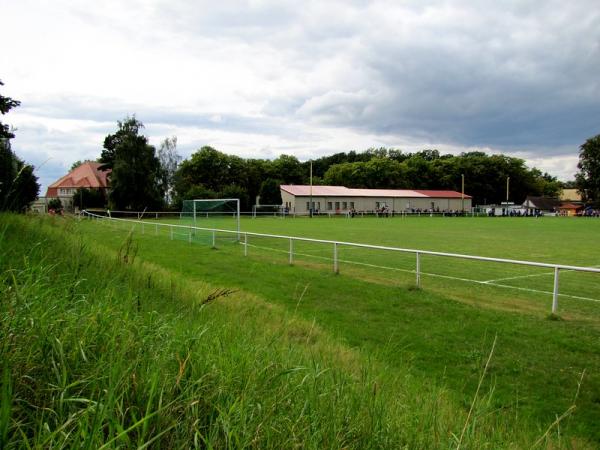 Sportplatz Am Schützenplatz - Osterfeld bei Naumburg